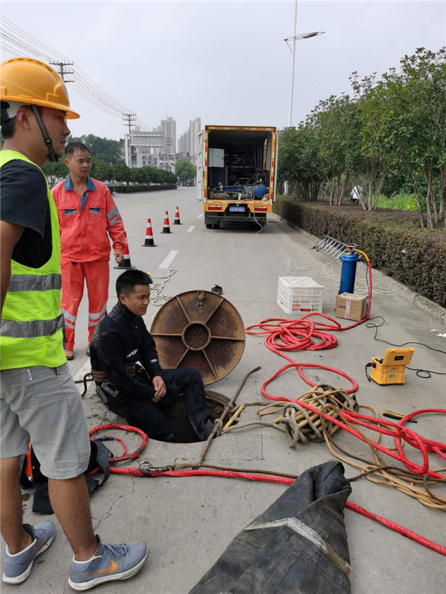 建邺翻衬法管道修复技术主要工序