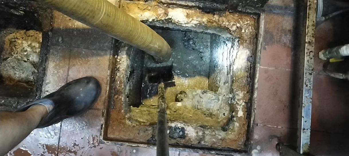 建邺污水池清理一般都有毒气，怎么预防中毒呢？